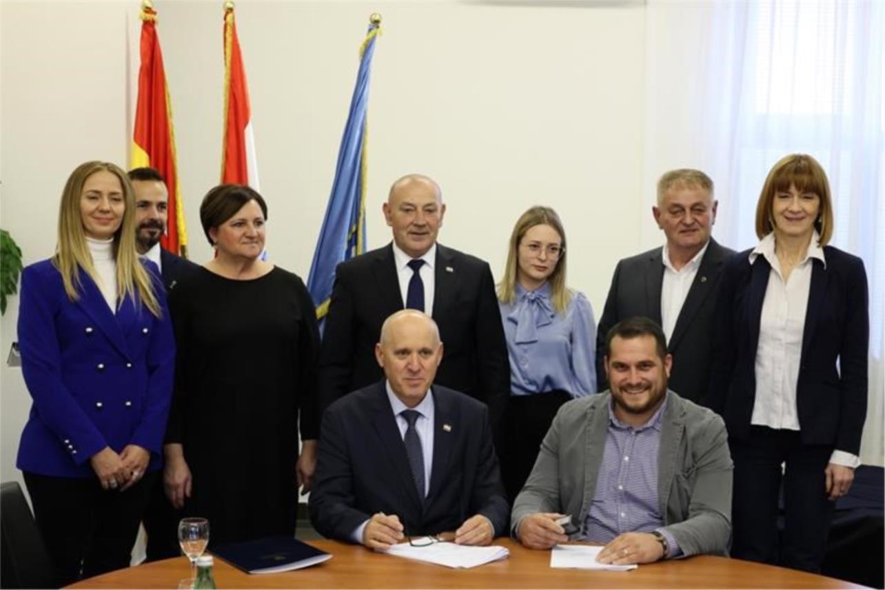 Potpisan ugovor o izgradnji Braniteljskog centra u Slunju