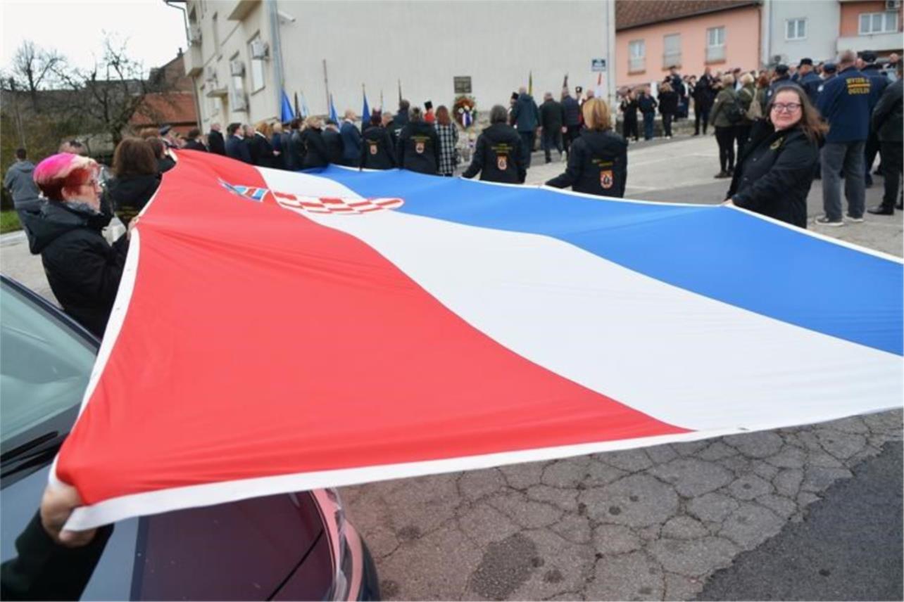 U Slunju obilježena 34. godišnjica okupacije i progonstva Slunjana