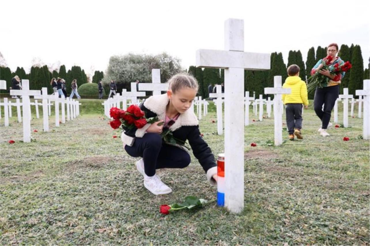 Hrvatska odaje počast žrtvama uoči Dana sjećanja
