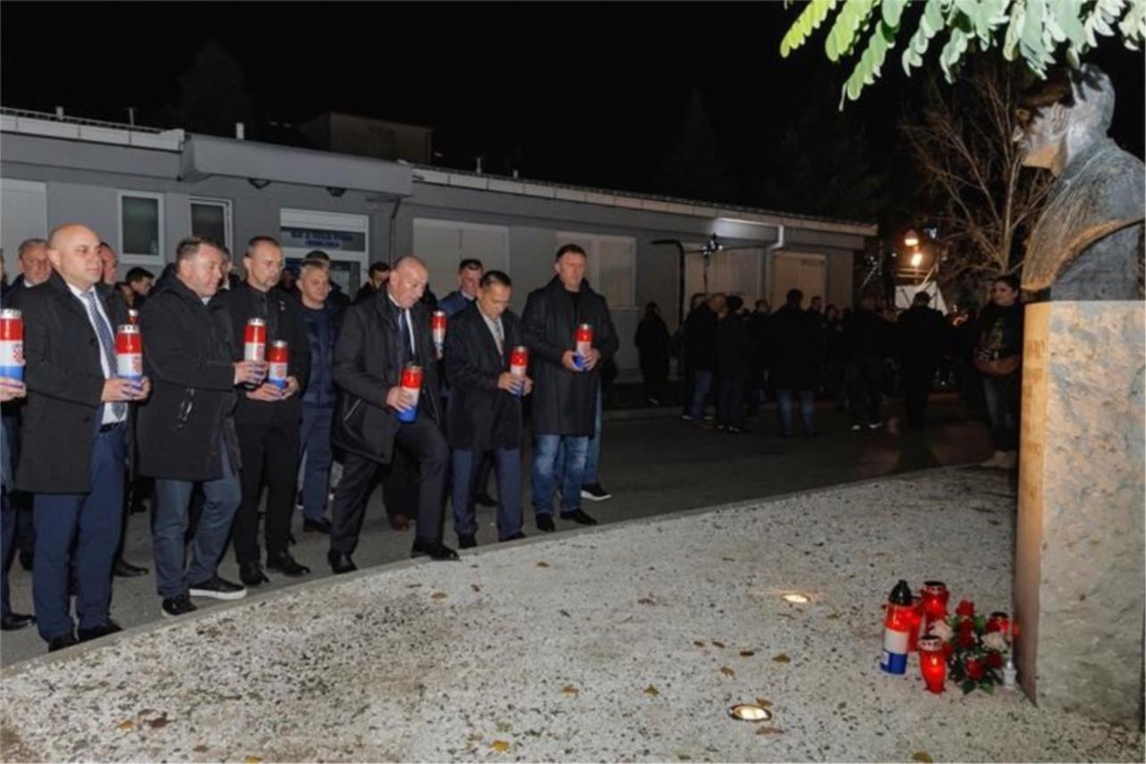 Hrvatska odaje počast žrtvama uoči Dana sjećanja