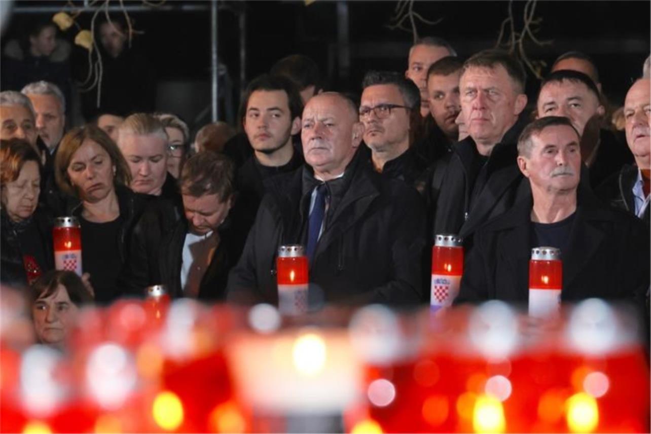 Hrvatska odaje počast žrtvama uoči Dana sjećanja