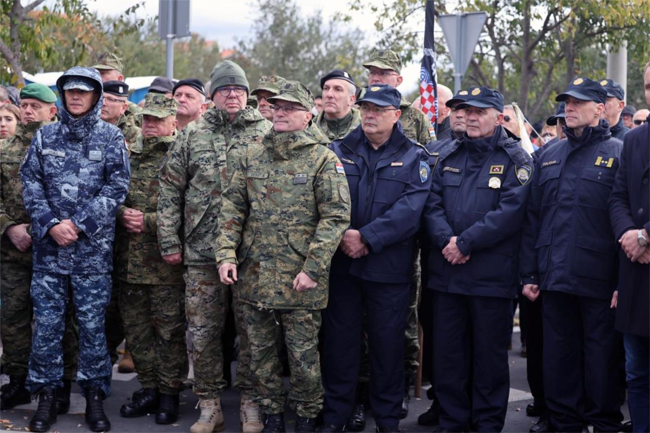 Škabrnja obilježila 34. obljetnicu stradanja uz poruku o pronalasku nestalih