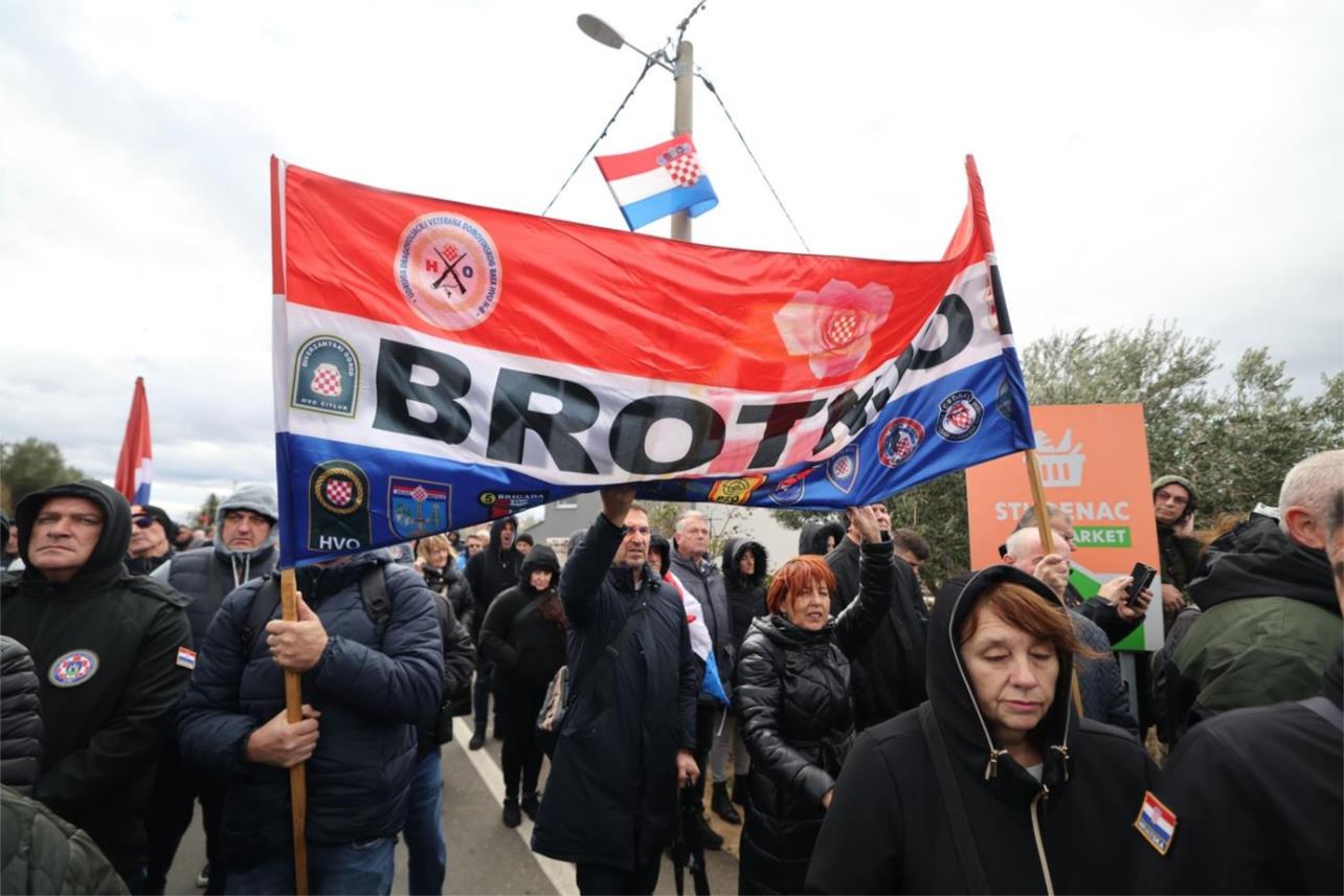 Škabrnja obilježila 34. obljetnicu stradanja uz poruku o pronalasku nestalih