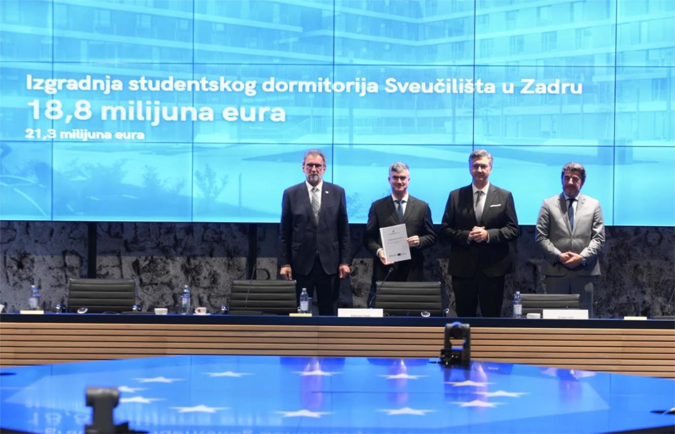 Vlada brine o studentima; Uručeni ugovori za proširenje kapaciteta studentskih domova