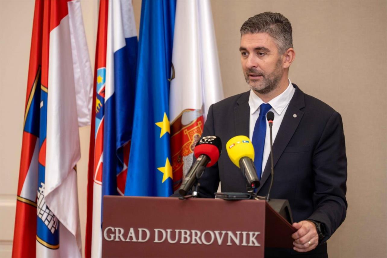 U Dubrovnik stiže dvanaest niskopodnih električnih autobusa