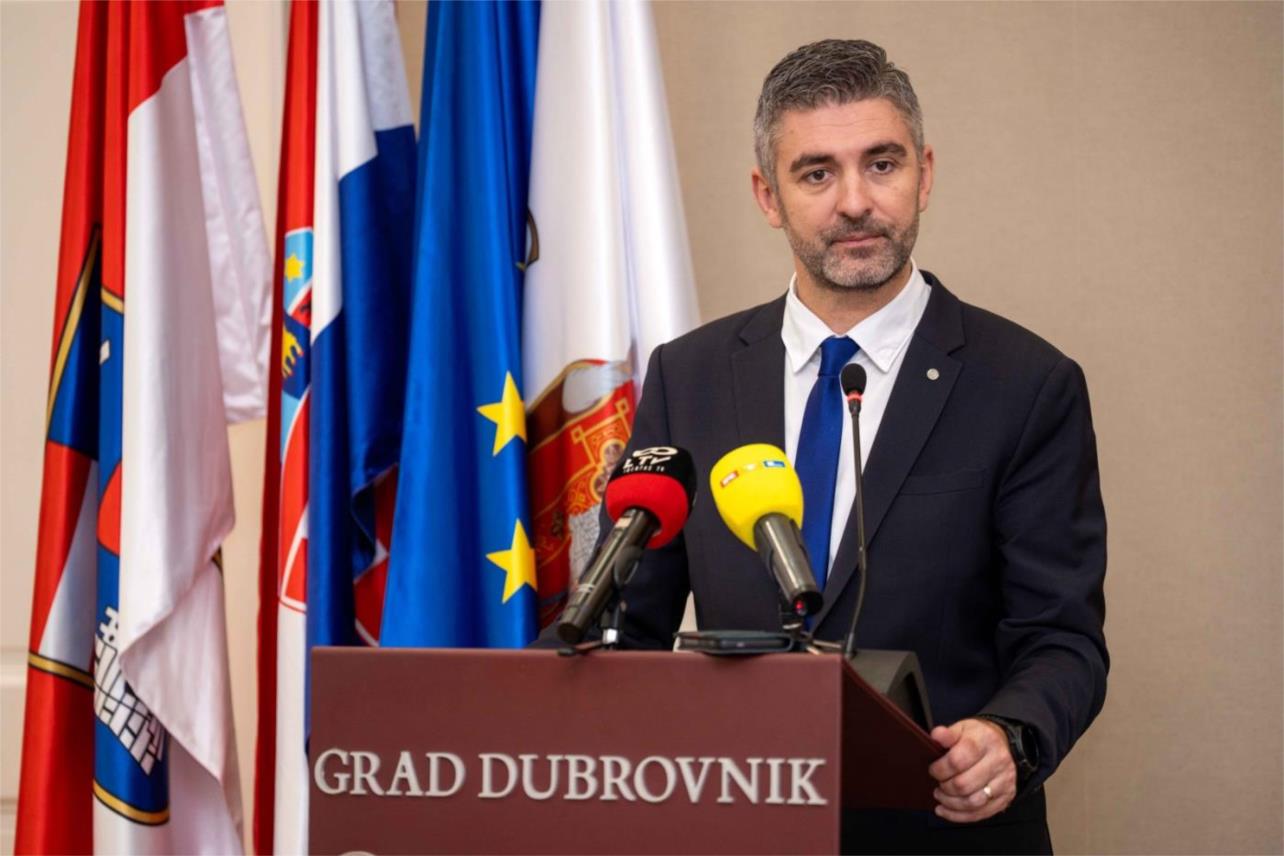 U Dubrovnik stiže dvanaest niskopodnih električnih autobusa