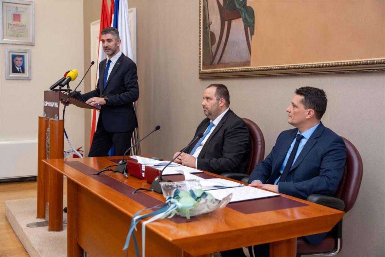 U Dubrovnik stiže dvanaest niskopodnih električnih autobusa