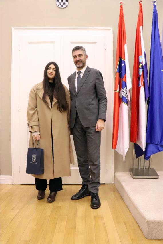 Gradonačelnik primio članove obitelji poginulih branitelja HOS-a