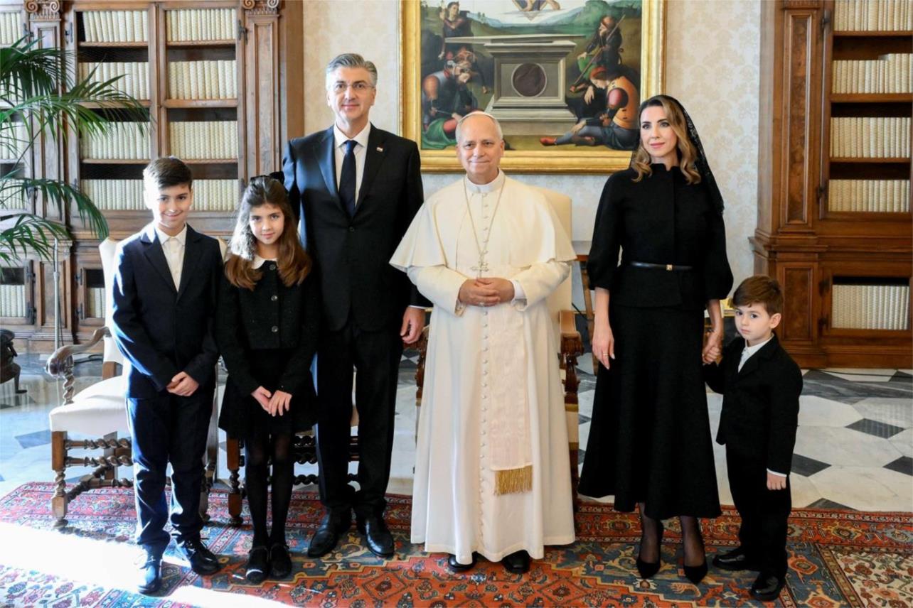 Premijer Plenković o susretu sa Svetim Ocem: Papa u odličnoj formi