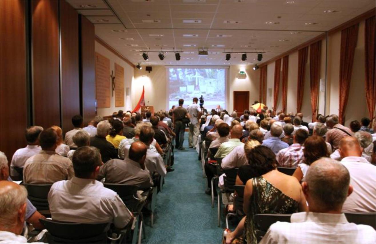 Javna tribina u sjećanje na žrtve totalitarnih i autoritarnih režima