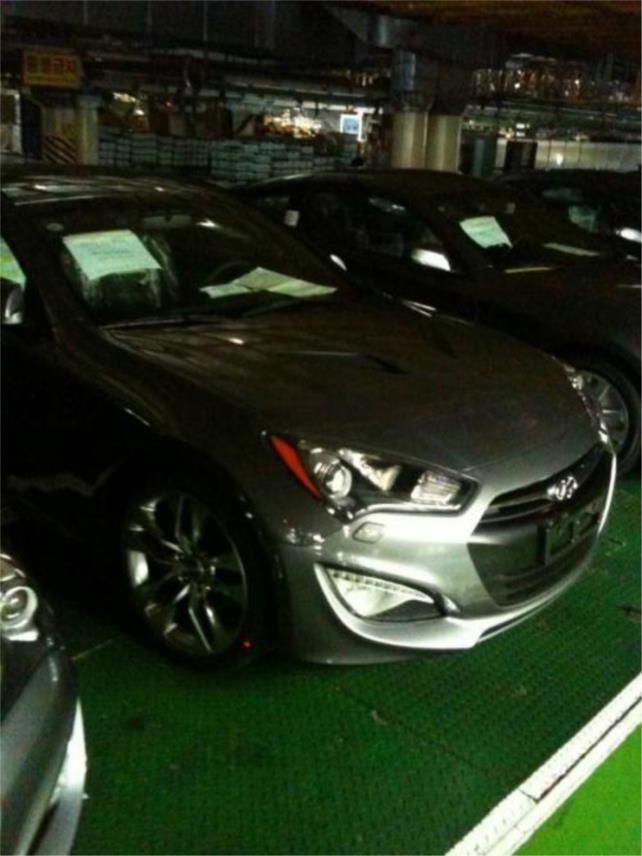 Hyundai Genesis Coupe fotografiran u tvornici
