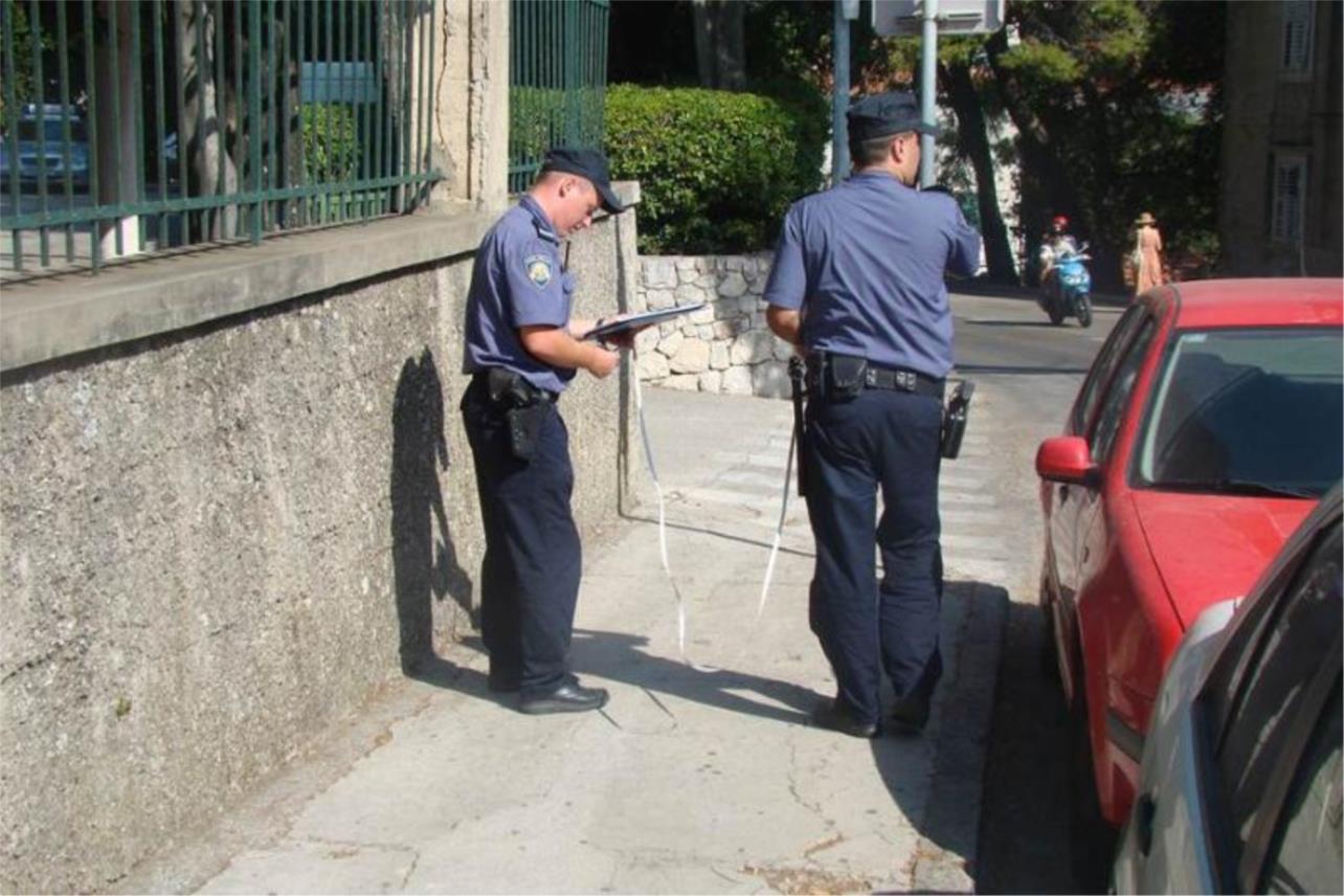 Policija - prometna nesreća kod Villa Palme