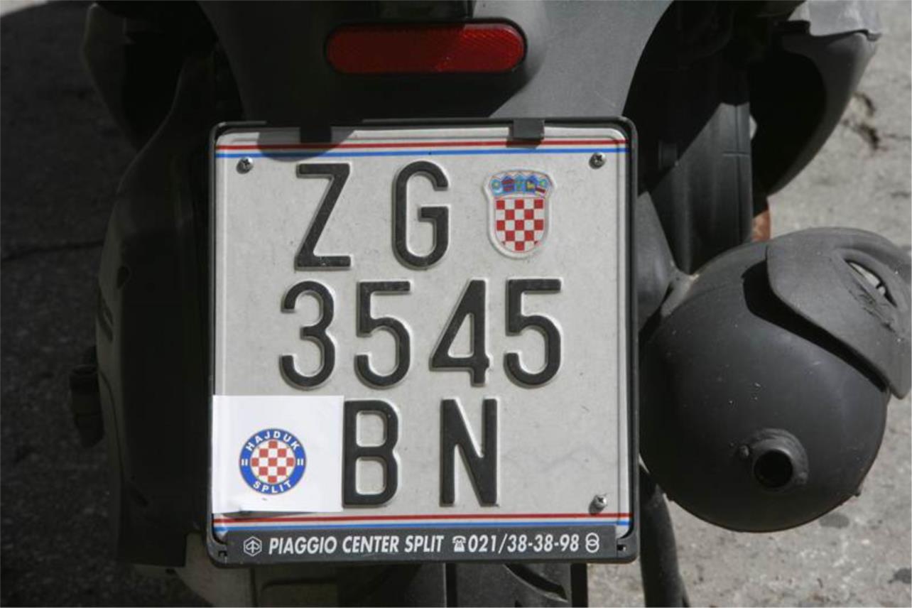 Hajduk obilježja