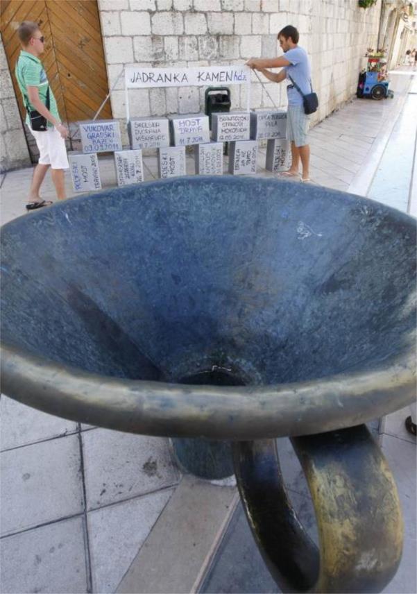 Pelješki most u Marmontovoj