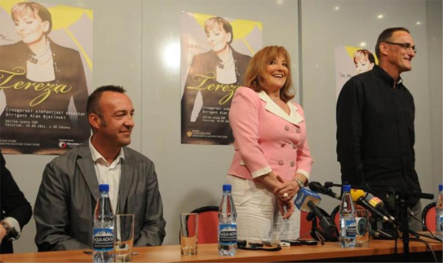 Tereza Kesovija na konferenciji za novinare u Crnoj Gori