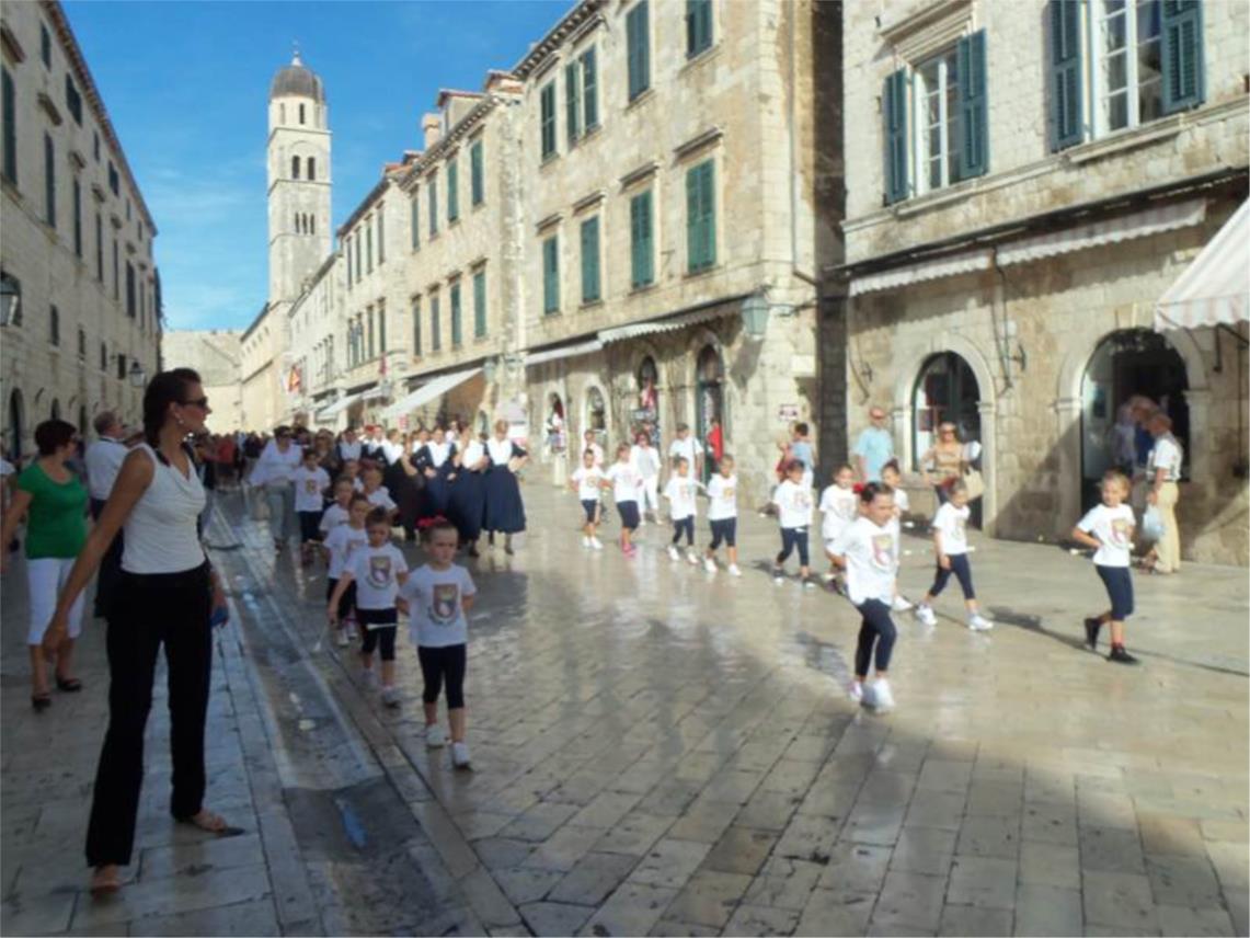 Mimohod - Stradun
