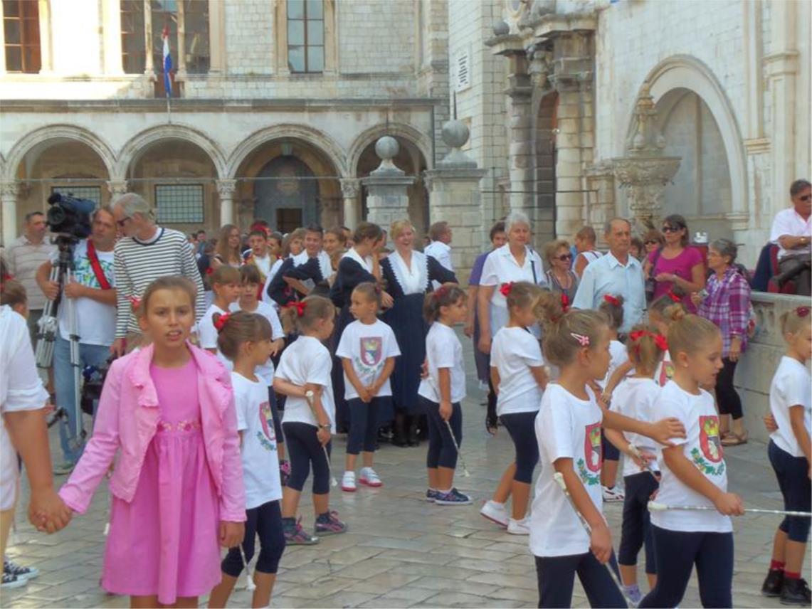 Mimohod - Stradun