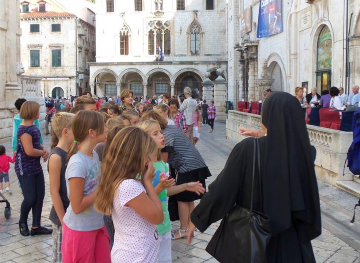 Mimohod - Stradun