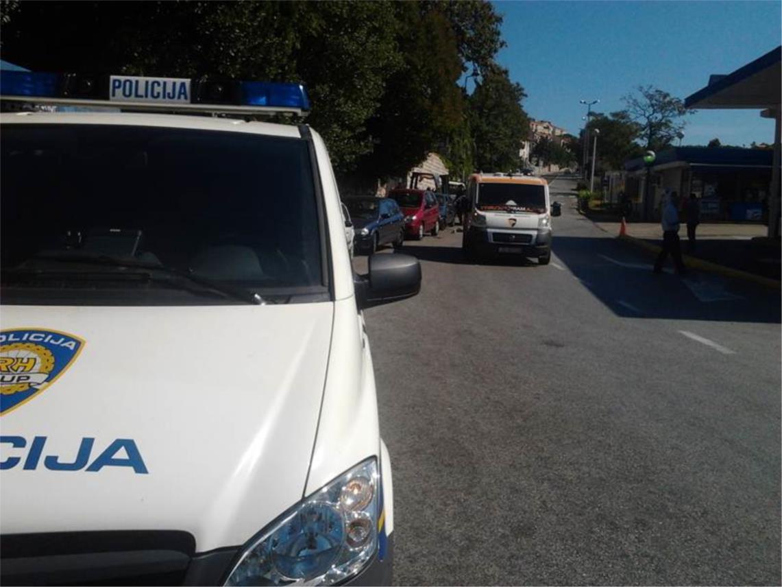 Sudar_Viličar i kombi