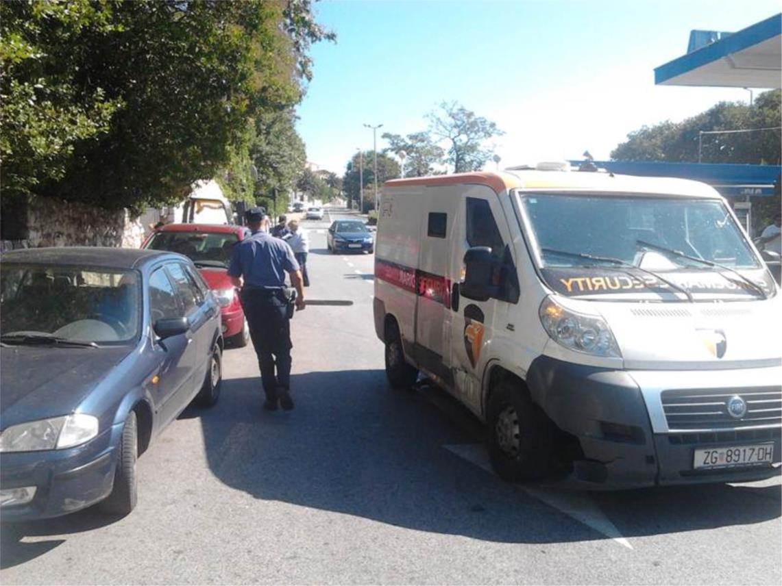 Sudar_Viličar i kombi