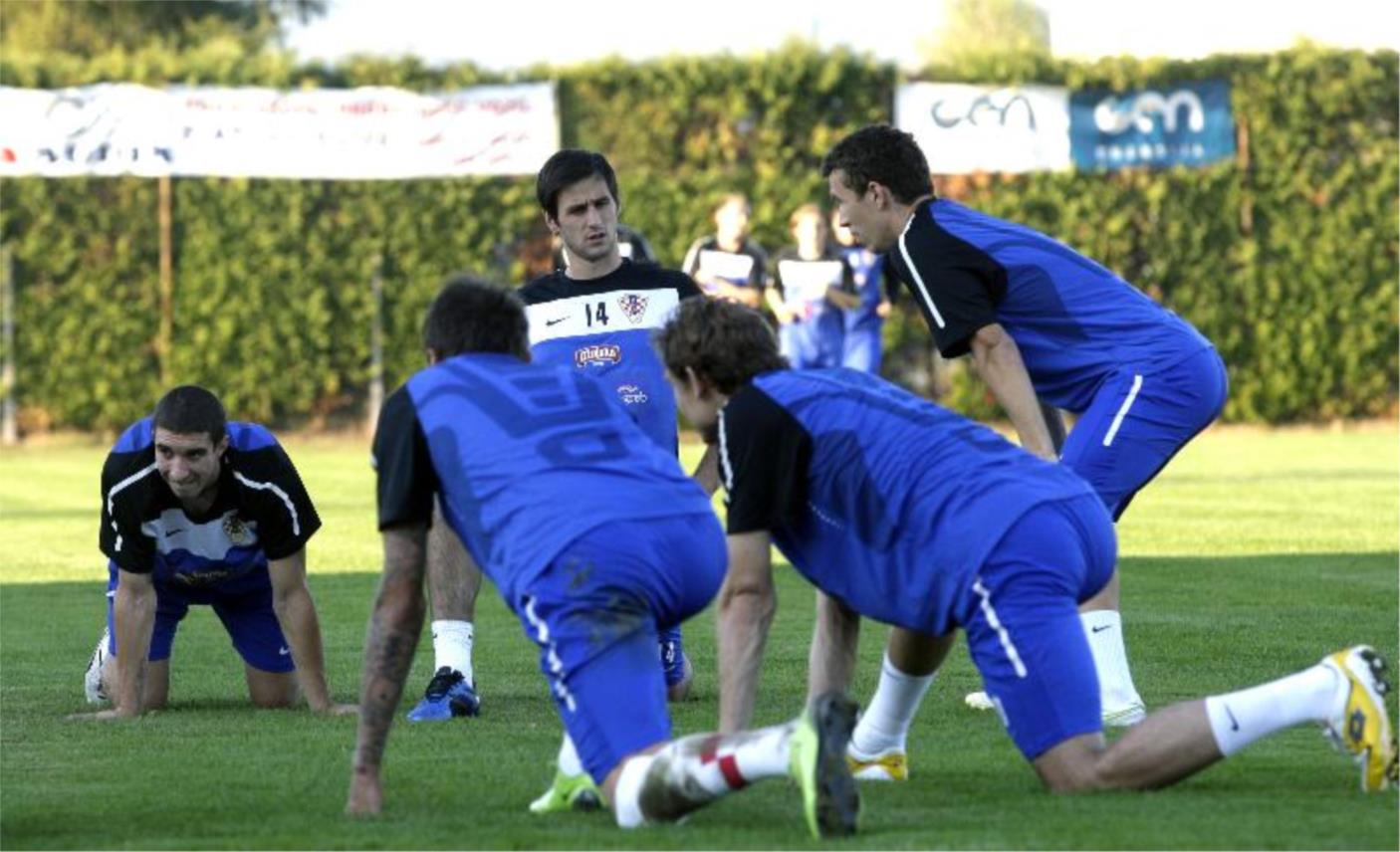 Vatreni na treningu u Brezicama