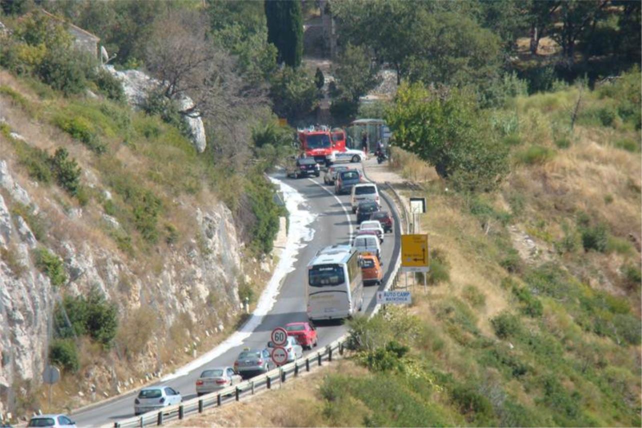 Brgat_izgorio automobil