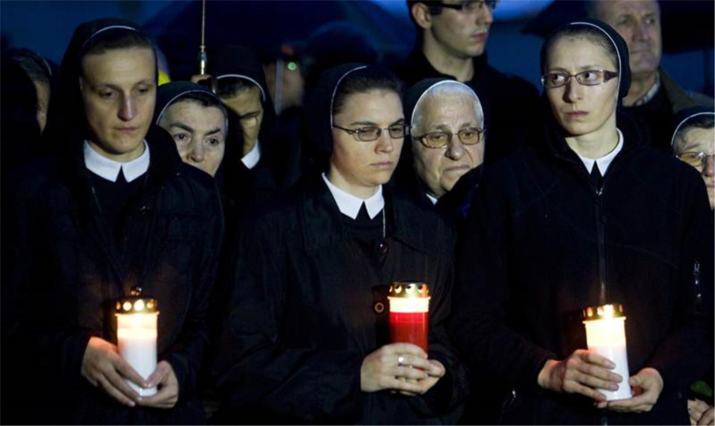 Pogreb časne sestre Lukrecije Mamić 05122011