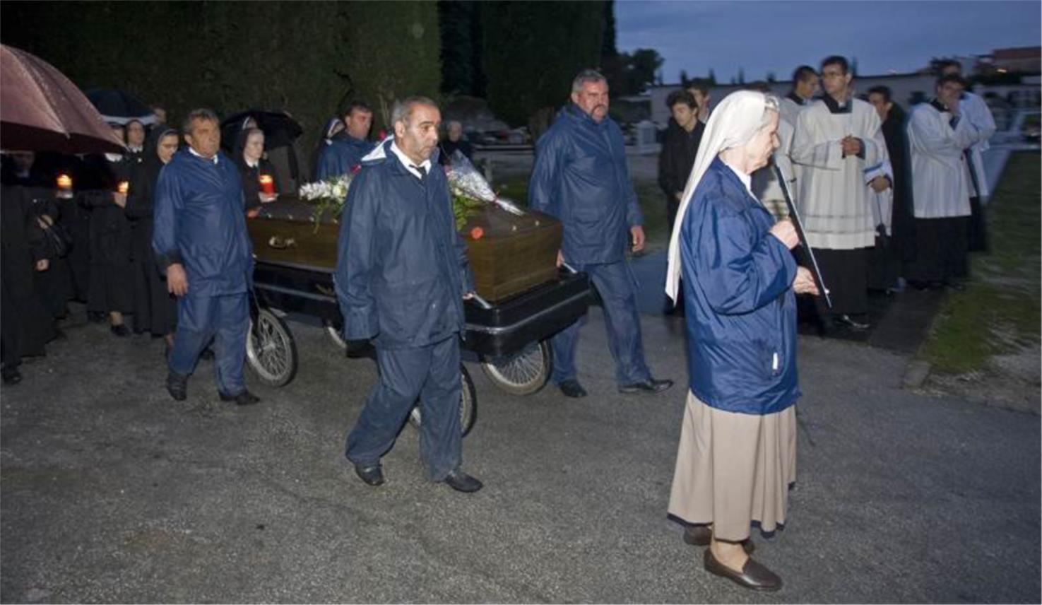 Pogreb časne sestre Lukrecije Mamić 05122011