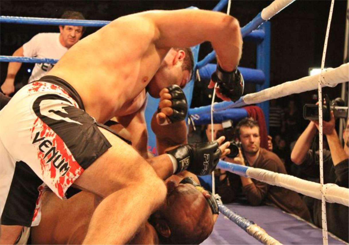 Gladiator Maro Perak i Bob Sapp 16122011