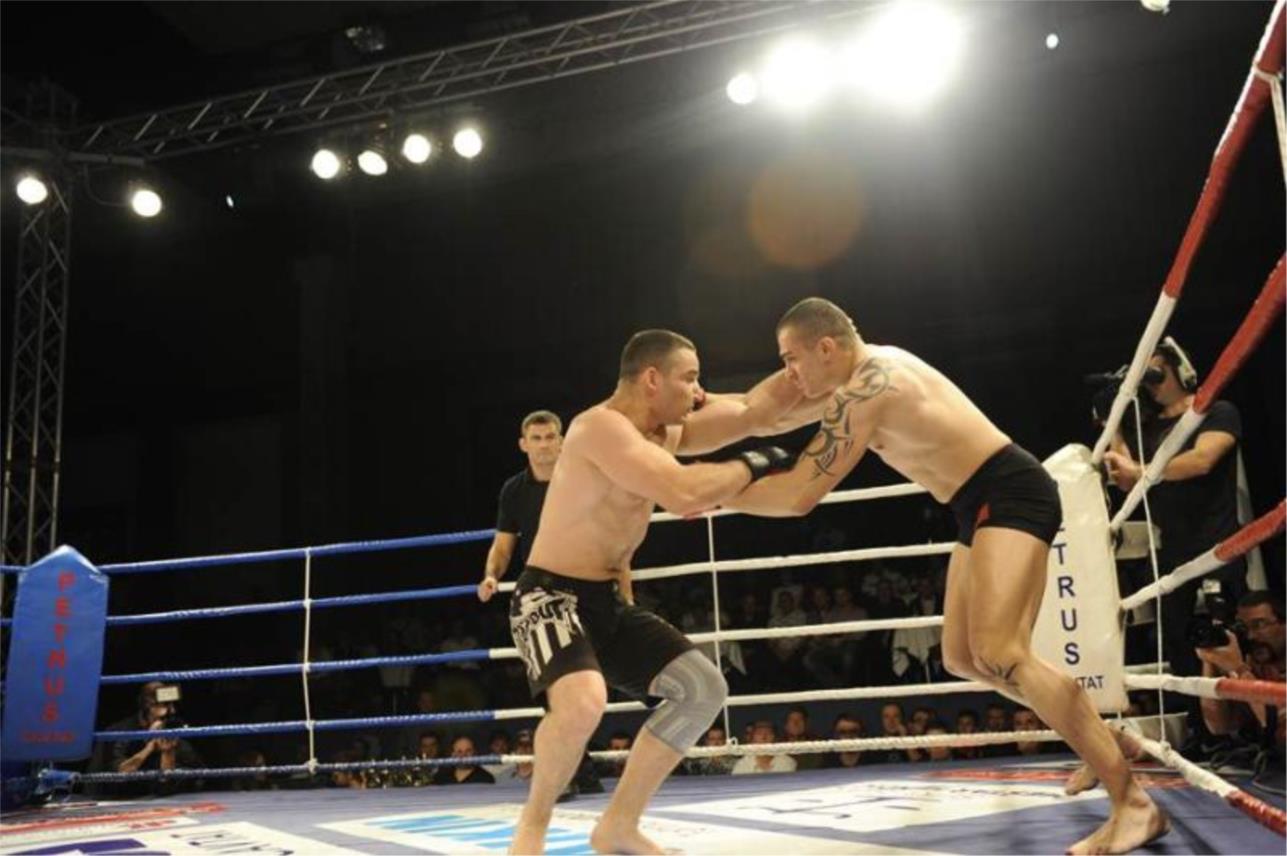 noć gladijatora perak