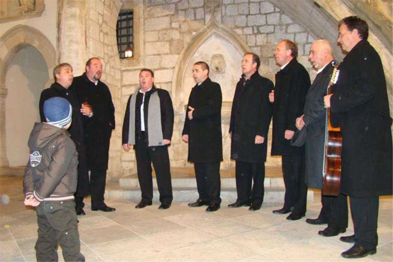 Klapa Subrenum u Kneževom dvoru