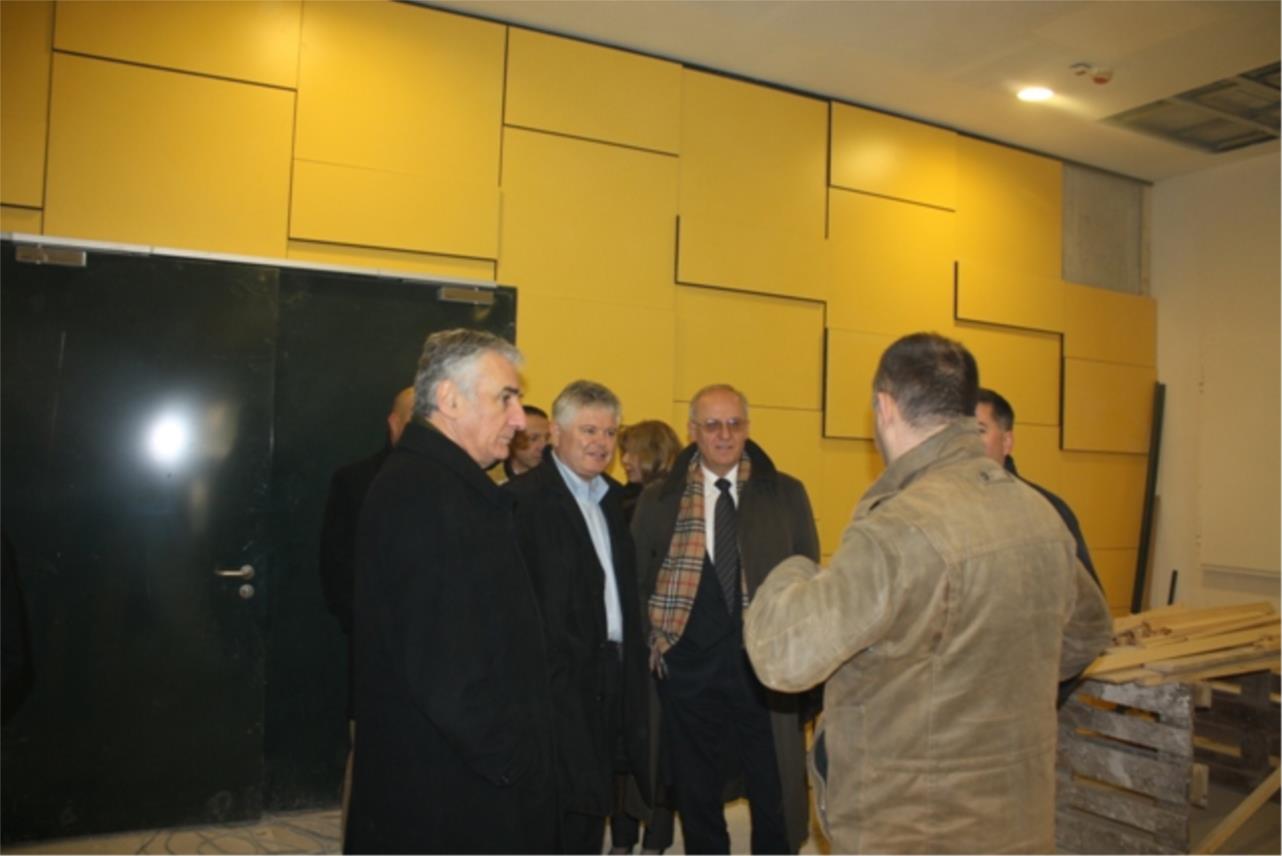 Nikola Dobroslavić, Andro Vlahušić i Mateo Milković u obilasku budućeg sveučilišnog kampusa