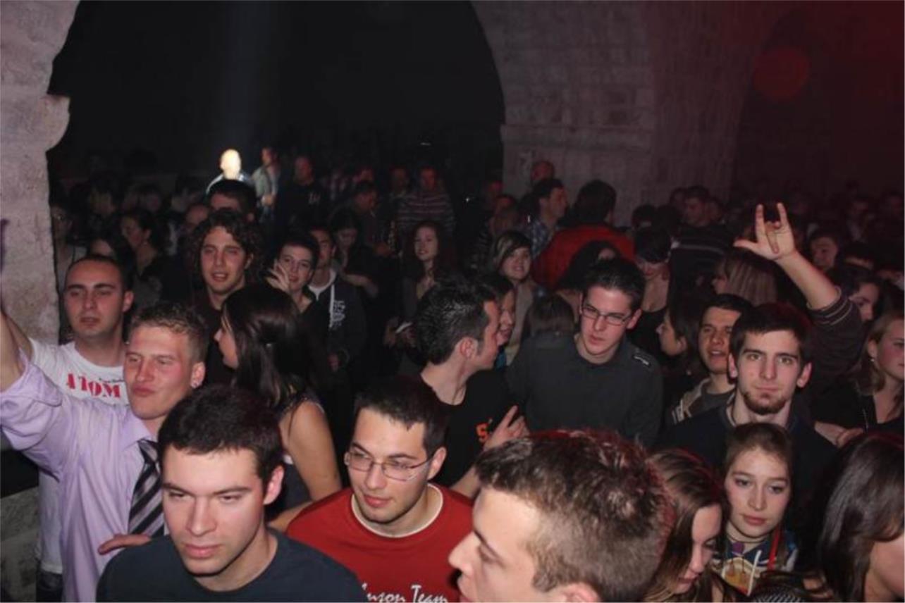 Prljavo kazalište u Revelinu 3.2.2012.