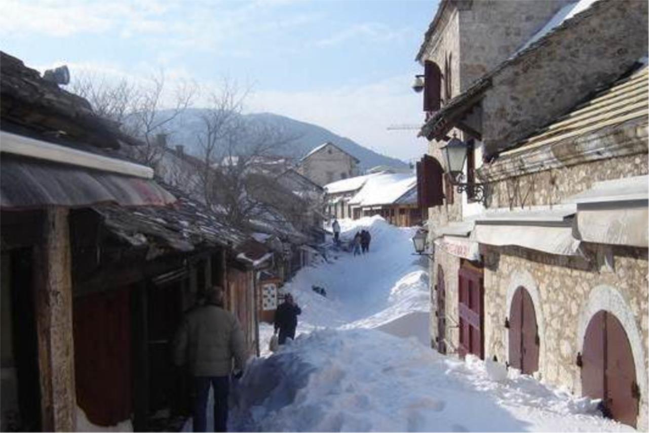 Mostar pod snijegom