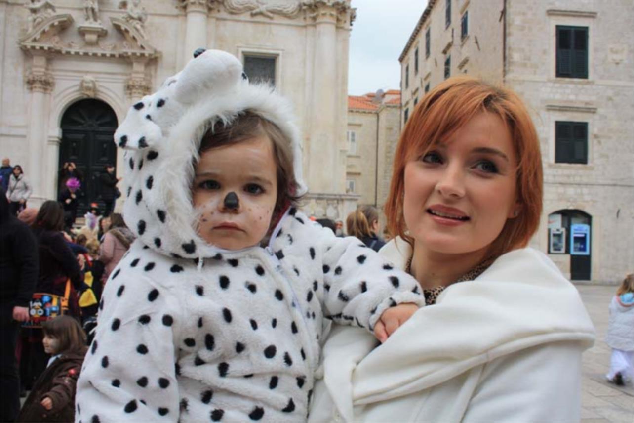 Dječje maškare na Stradunu