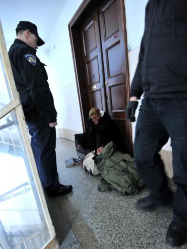 Mia Begović izbačena iz stana