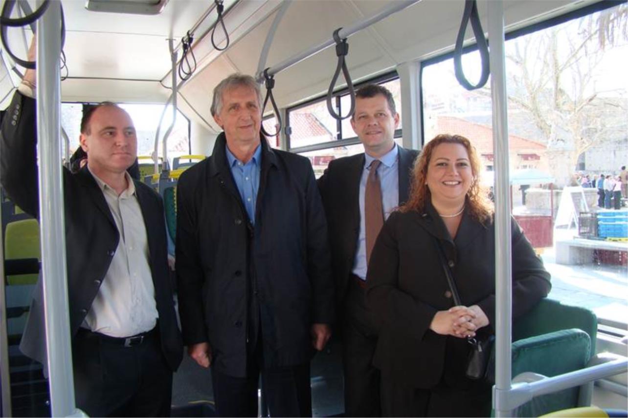Novi autobus