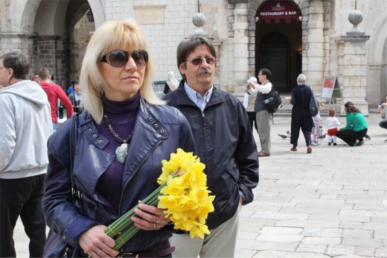 Stradun u znaku narcisa i kamenica 24032012