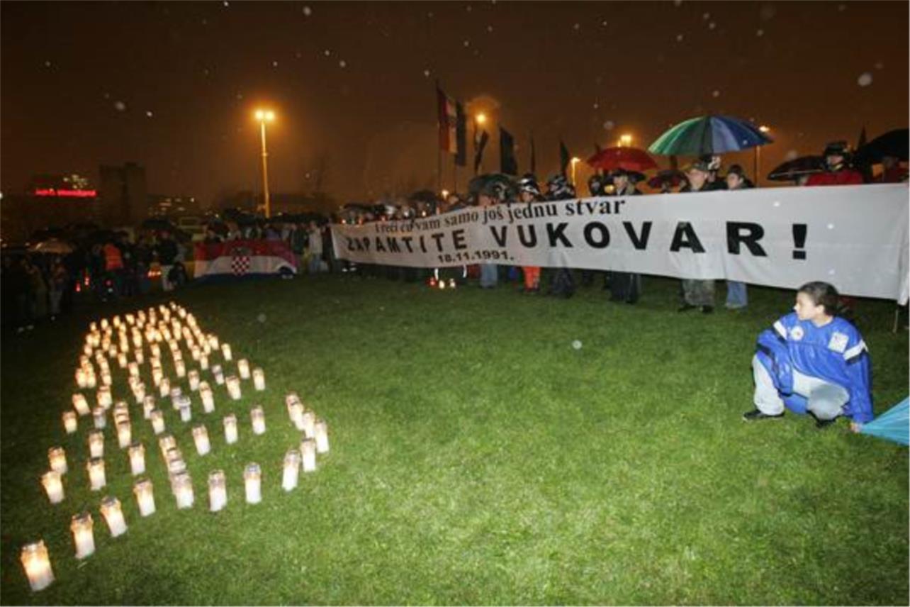 vukovarska_svijece1-171110.jpg