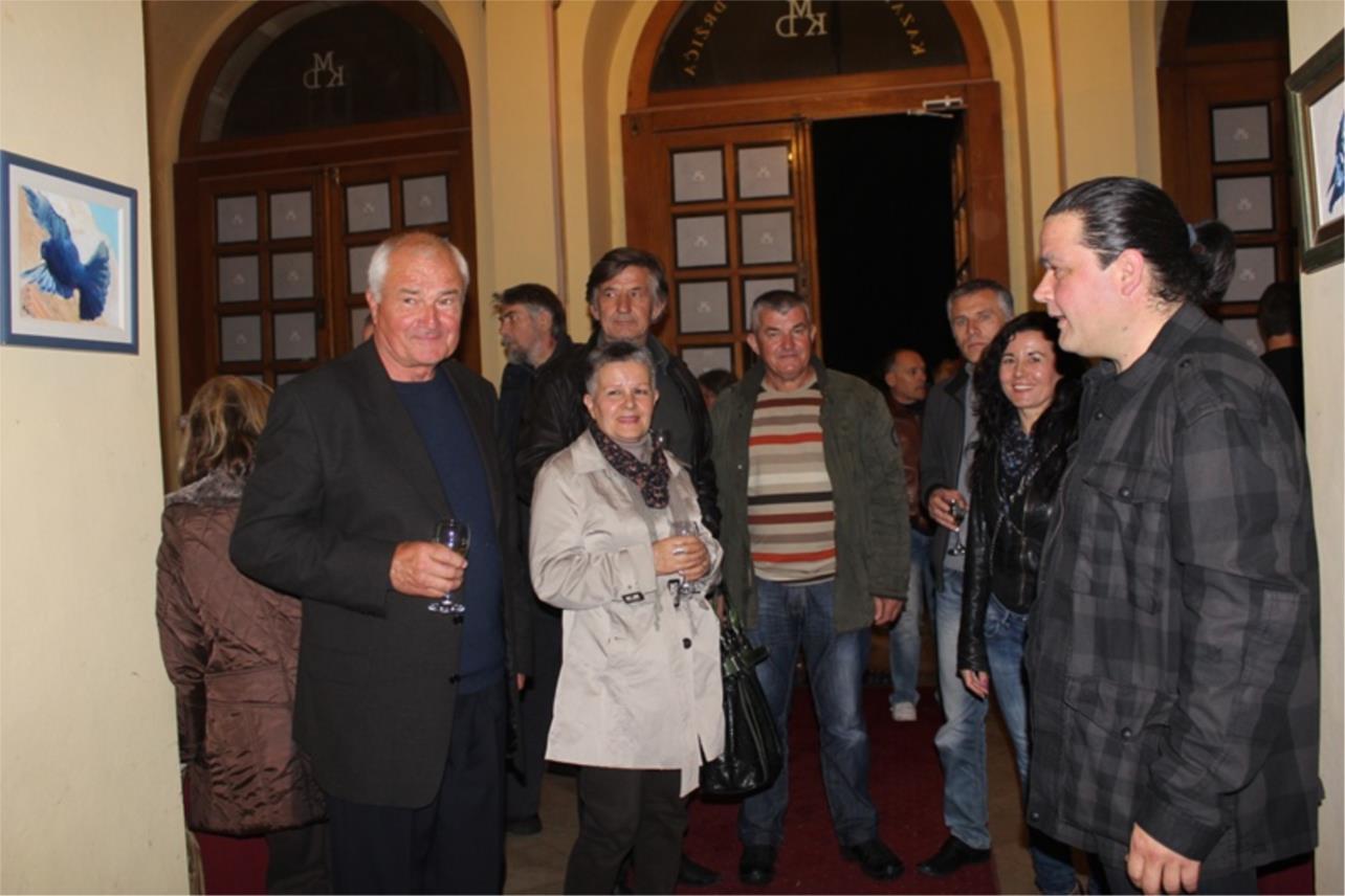Mačak u vreći_premijera