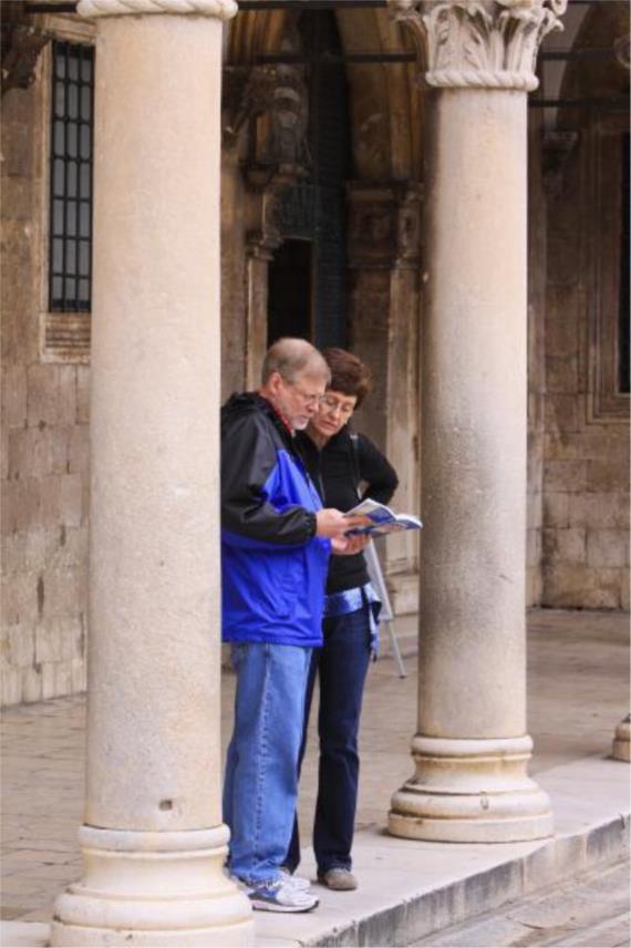 Stradun_turisti