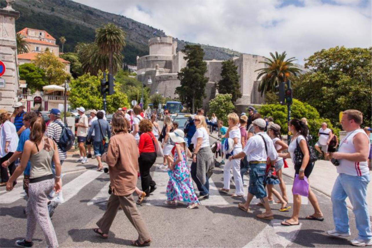 Policija regulirala promet u Dubrovniku