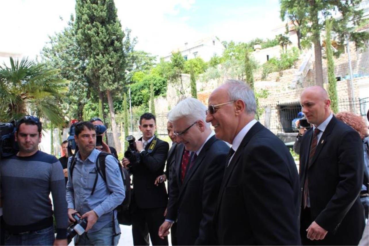 Josipović s  rektorom Milkovićem  u kampusu