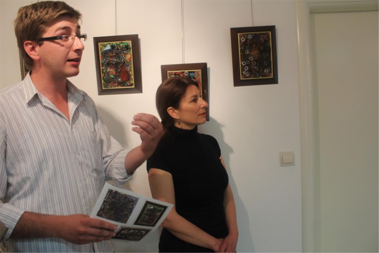 Mali relikvijari_izložba Iris Bondora Dvornik