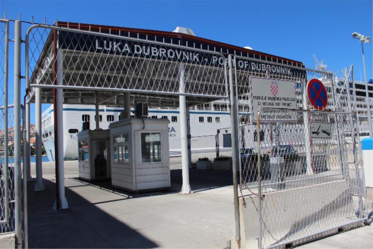Beskućnik_kolodvor