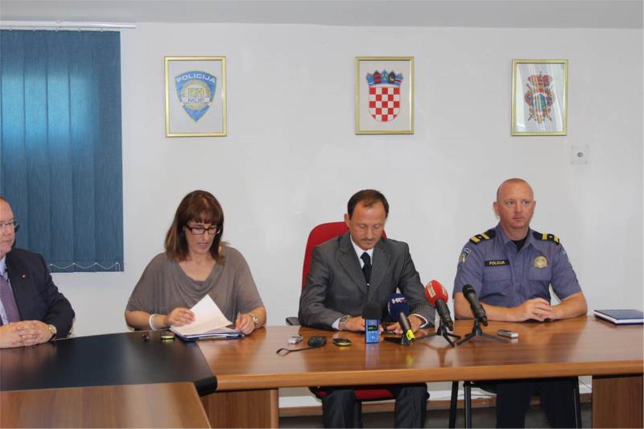 Policajci Crna Gora i Italija