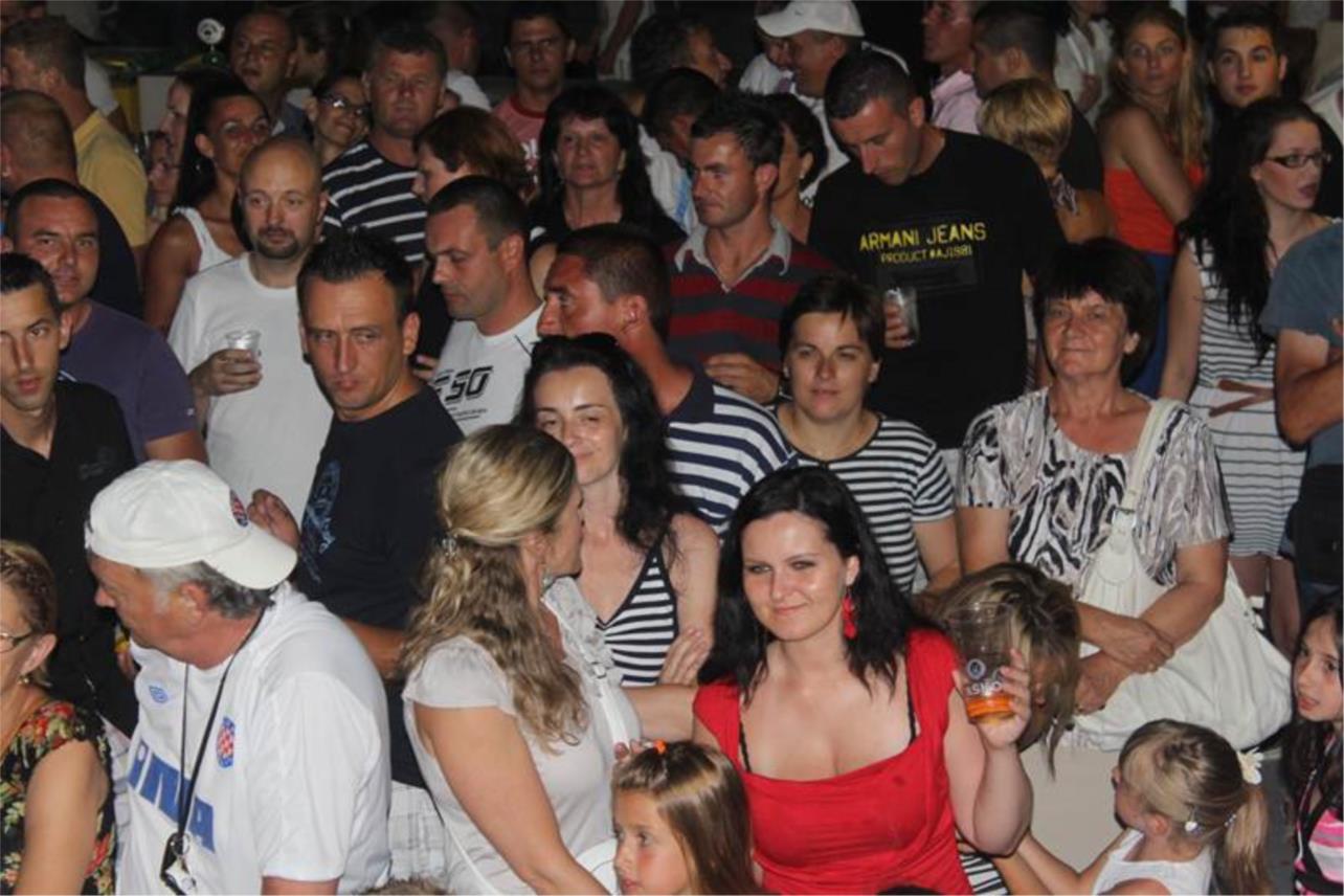 Bila Noć Slano