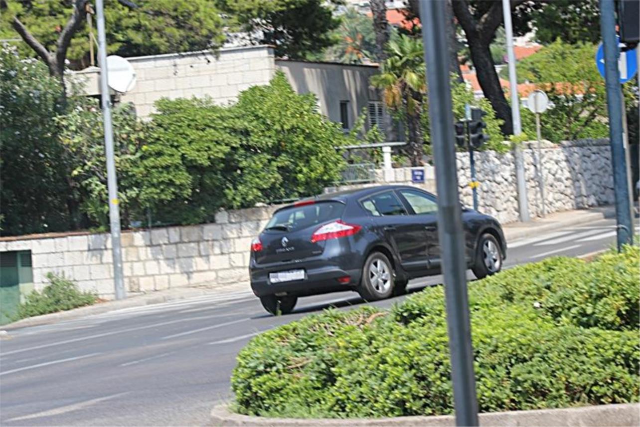 Prometni prekršaji kod Doma zdravlja 0
