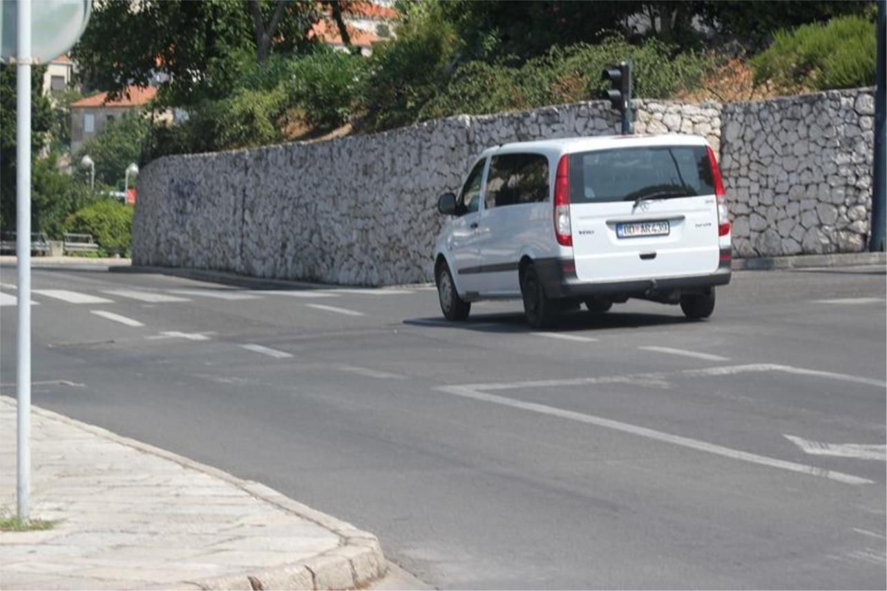 Prometni prekršaji kod Doma zdravlja 0