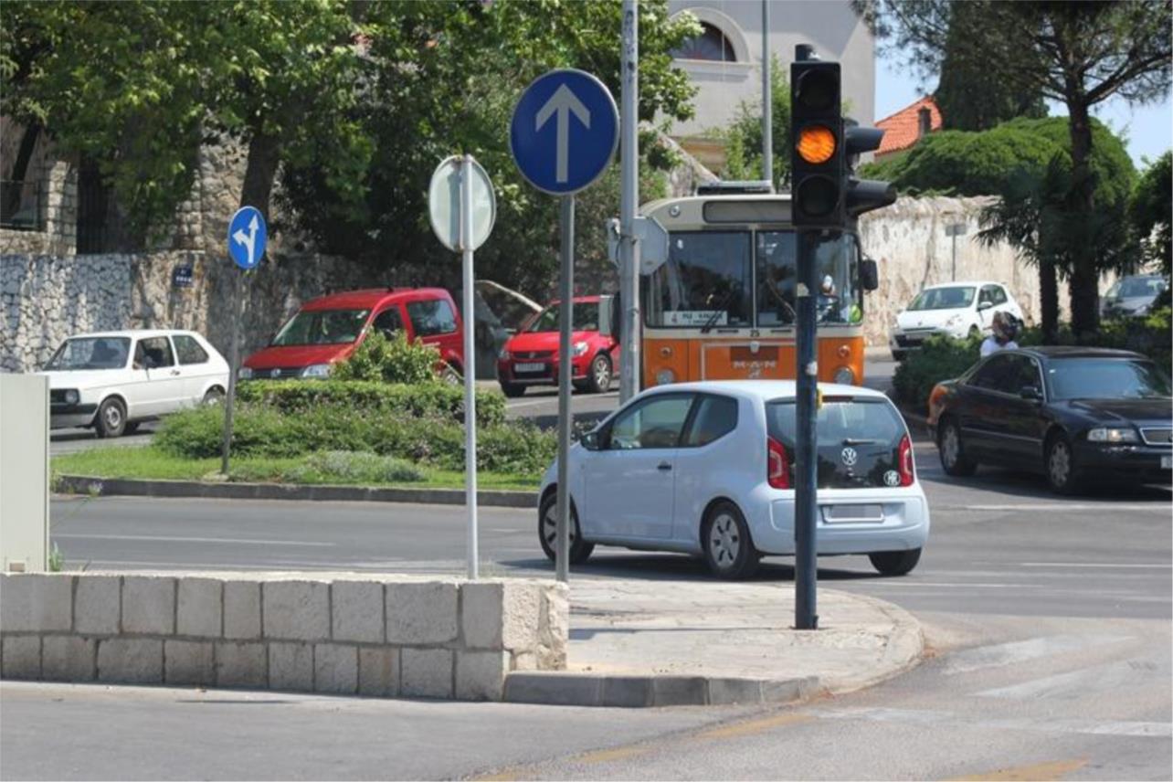Prometni prekršaji kod Doma zdravlja 0